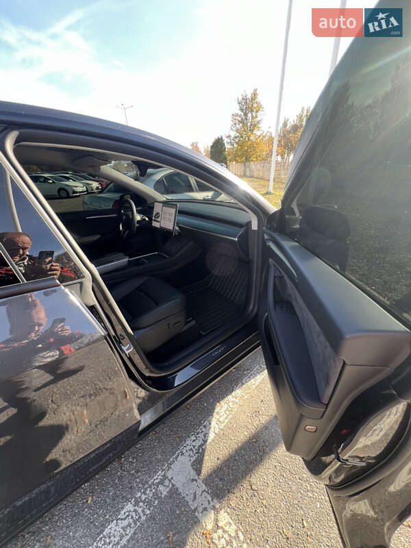Внедорожник / Кроссовер Tesla Model Y 2024 в Днепре фото 6 Внедорожник / Кроссовер Tesla Model Y 2024 в Днепре