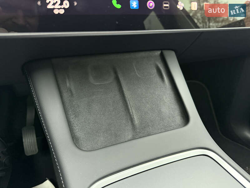 Позашляховик / Кросовер Tesla Model Y 2022 в Києві фото 30 Позашляховик / Кросовер Tesla Model Y 2022 в Києві