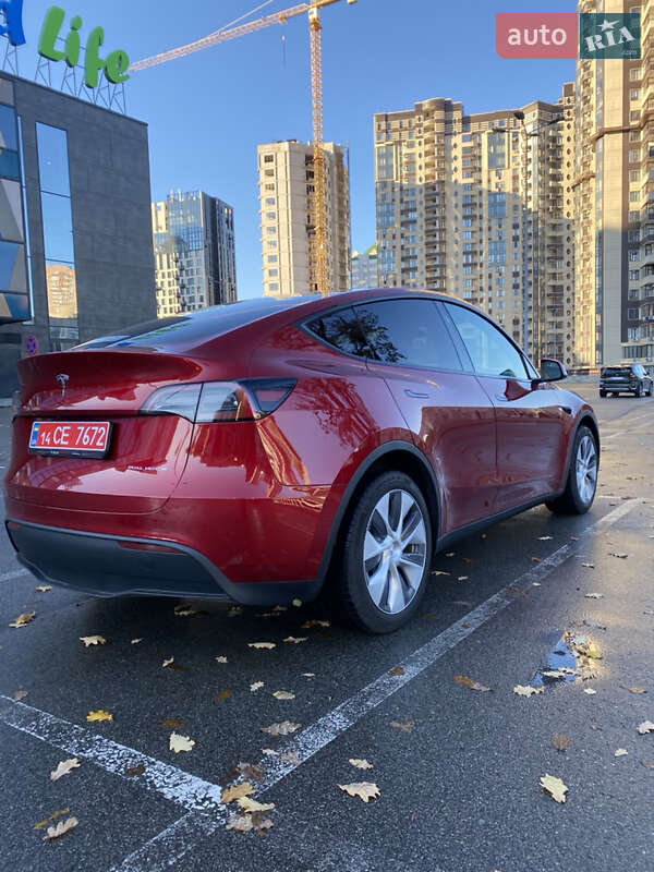 Внедорожник / Кроссовер Tesla Model Y 2024 в Киеве фото 6 Внедорожник / Кроссовер Tesla Model Y 2024 в Киеве