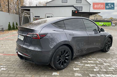Внедорожник / Кроссовер Tesla Model Y 2022 в Костополе