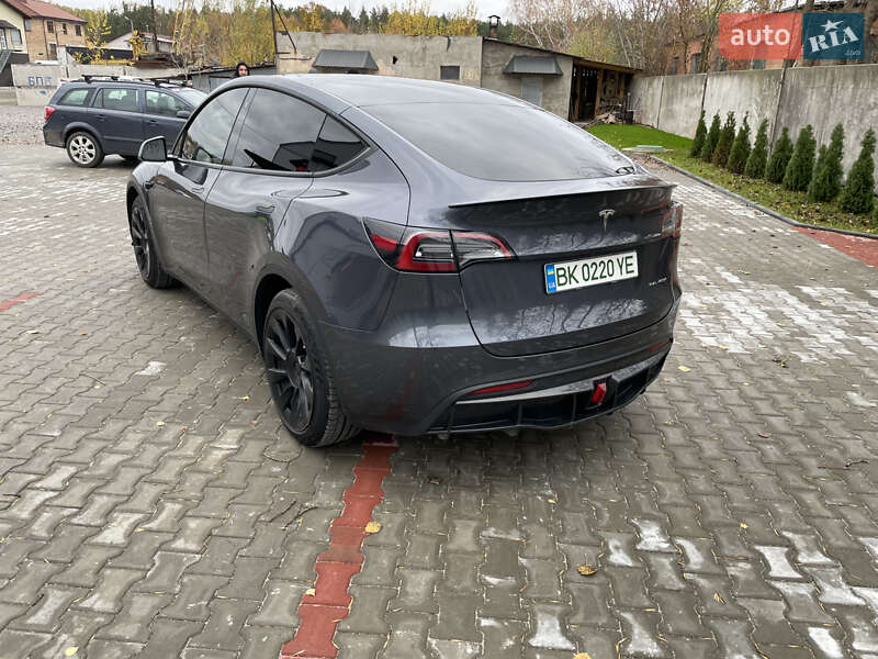 Позашляховик / Кросовер Tesla Model Y 2022 в Костопілі фото 20 Позашляховик / Кросовер Tesla Model Y 2022 в Костопілі
