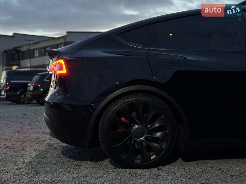 Позашляховик / Кросовер Tesla Model Y 2021 в Луцьку фото 14 Позашляховик / Кросовер Tesla Model Y 2021 в Луцьку