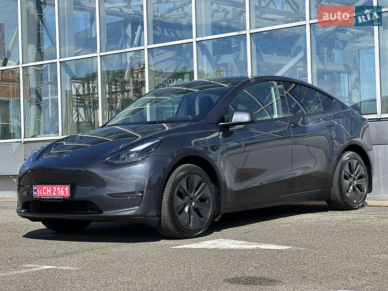 Позашляховик / Кросовер Tesla Model Y 2024 в Києві фото 12 Позашляховик / Кросовер Tesla Model Y 2024 в Києві