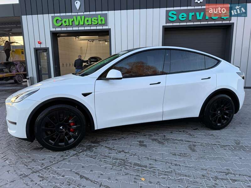 Внедорожник / Кроссовер Tesla Model Y 2020 в Владимире