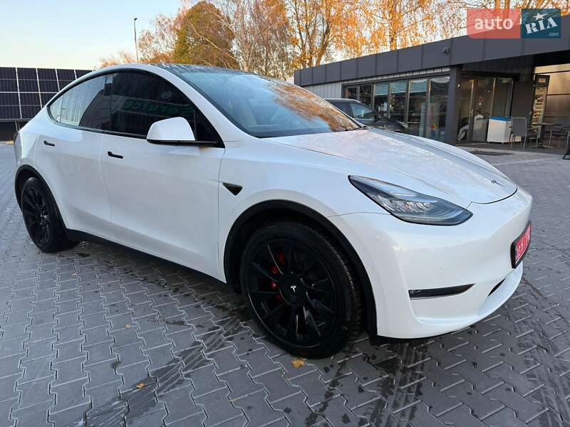 Внедорожник / Кроссовер Tesla Model Y 2020 в Владимире
