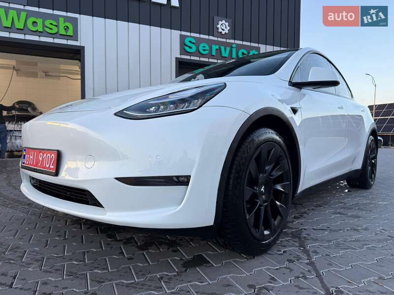 Внедорожник / Кроссовер Tesla Model Y 2020 в Владимире
