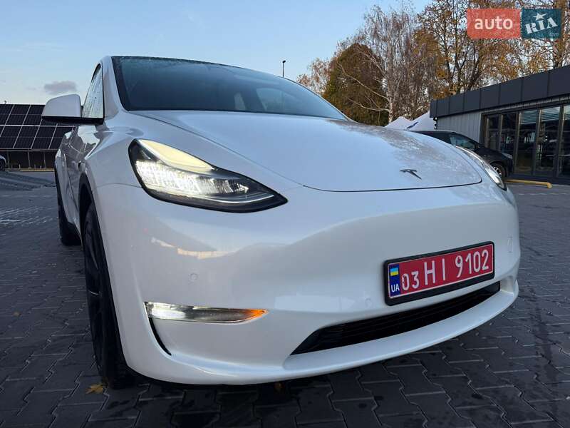 Внедорожник / Кроссовер Tesla Model Y 2020 в Владимире