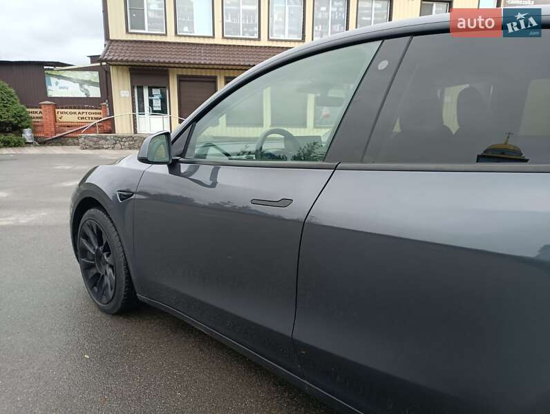 Позашляховик / Кросовер Tesla Model Y 2022 в Харкові фото 4 Позашляховик / Кросовер Tesla Model Y 2022 в Харкові