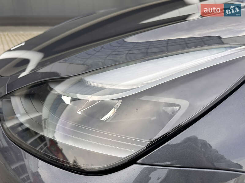 Позашляховик / Кросовер Tesla Model Y 2022 в Києві фото 17 Позашляховик / Кросовер Tesla Model Y 2022 в Києві