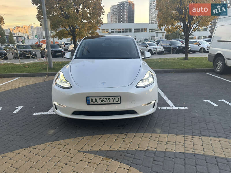Внедорожник / Кроссовер Tesla Model Y 2022 в Киеве фото 2 Внедорожник / Кроссовер Tesla Model Y 2022 в Киеве
