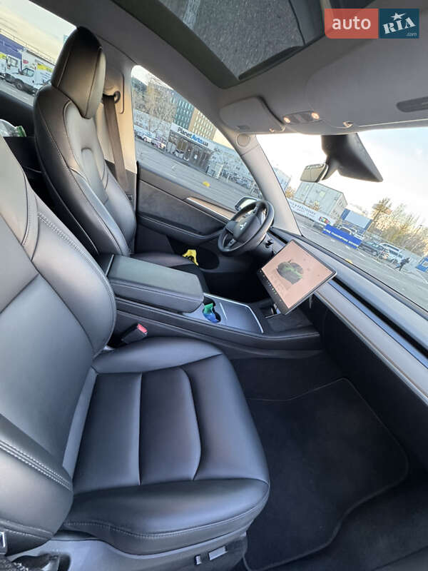 Внедорожник / Кроссовер Tesla Model Y 2023 в Киеве фото 12 Внедорожник / Кроссовер Tesla Model Y 2023 в Киеве