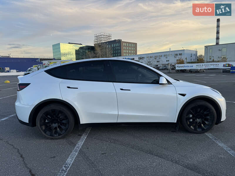 Внедорожник / Кроссовер Tesla Model Y 2023 в Киеве фото 10 Внедорожник / Кроссовер Tesla Model Y 2023 в Киеве