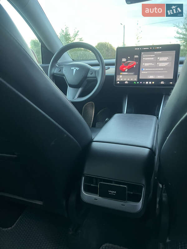 Внедорожник / Кроссовер Tesla Model Y 2020 в Львове