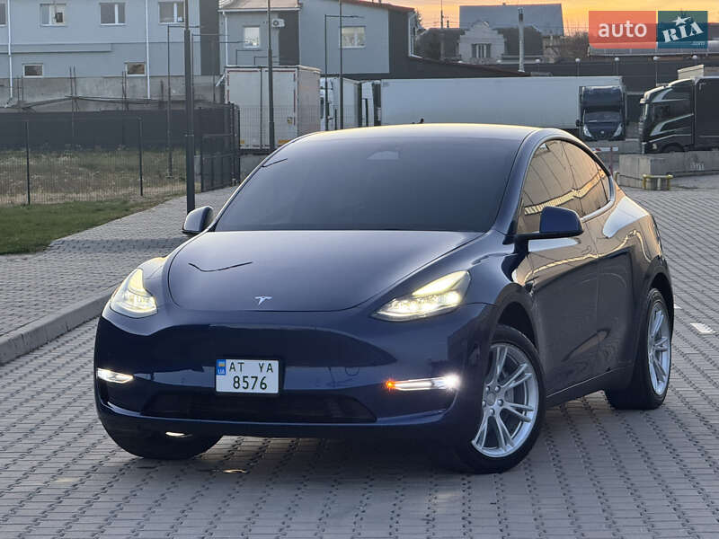 Позашляховик / Кросовер Tesla Model Y 2021 в Івано-Франківську фото 2 Позашляховик / Кросовер Tesla Model Y 2021 в Івано-Франківську