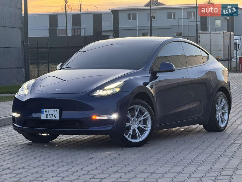 Позашляховик / Кросовер Tesla Model Y 2021 в Івано-Франківську фото 3 Позашляховик / Кросовер Tesla Model Y 2021 в Івано-Франківську