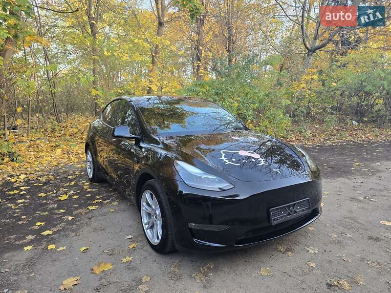 Tesla Model Y 2023 Tesla Model Y 2023