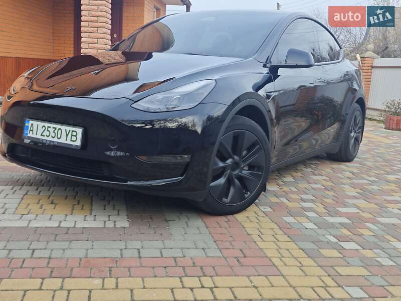 Позашляховик / Кросовер Tesla Model Y 2024 в Києві фото 31 Позашляховик / Кросовер Tesla Model Y 2024 в Києві