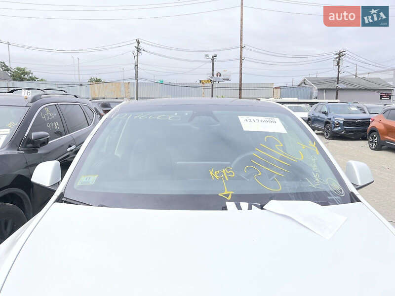 Внедорожник / Кроссовер Tesla Model Y 2024 в Жовкве