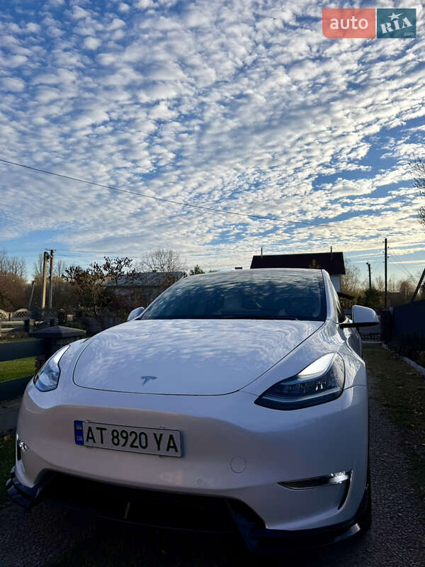 Tesla Model Y 2021 Tesla Model Y 2021