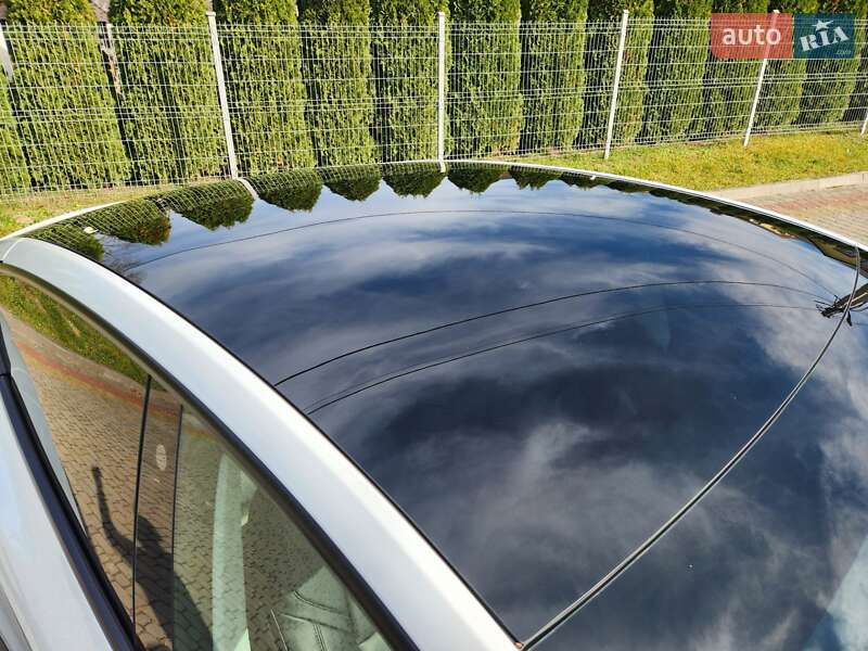 Позашляховик / Кросовер Tesla Model Y 2021 в Львові