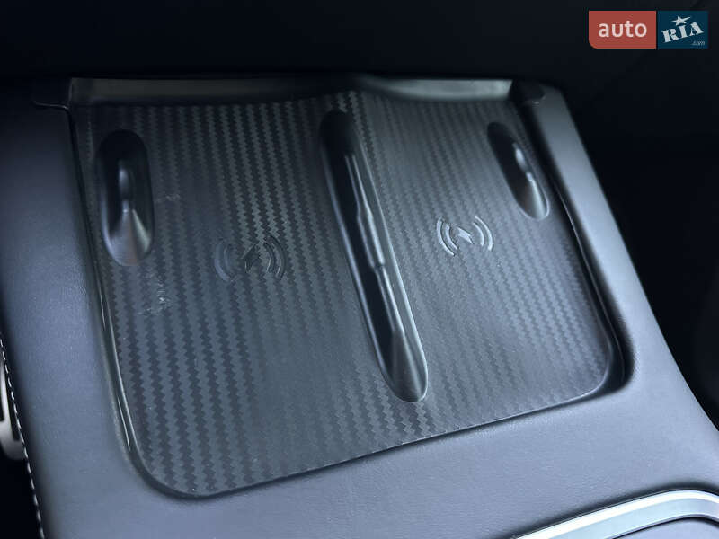 Внедорожник / Кроссовер Tesla Model Y 2021 в Днепре