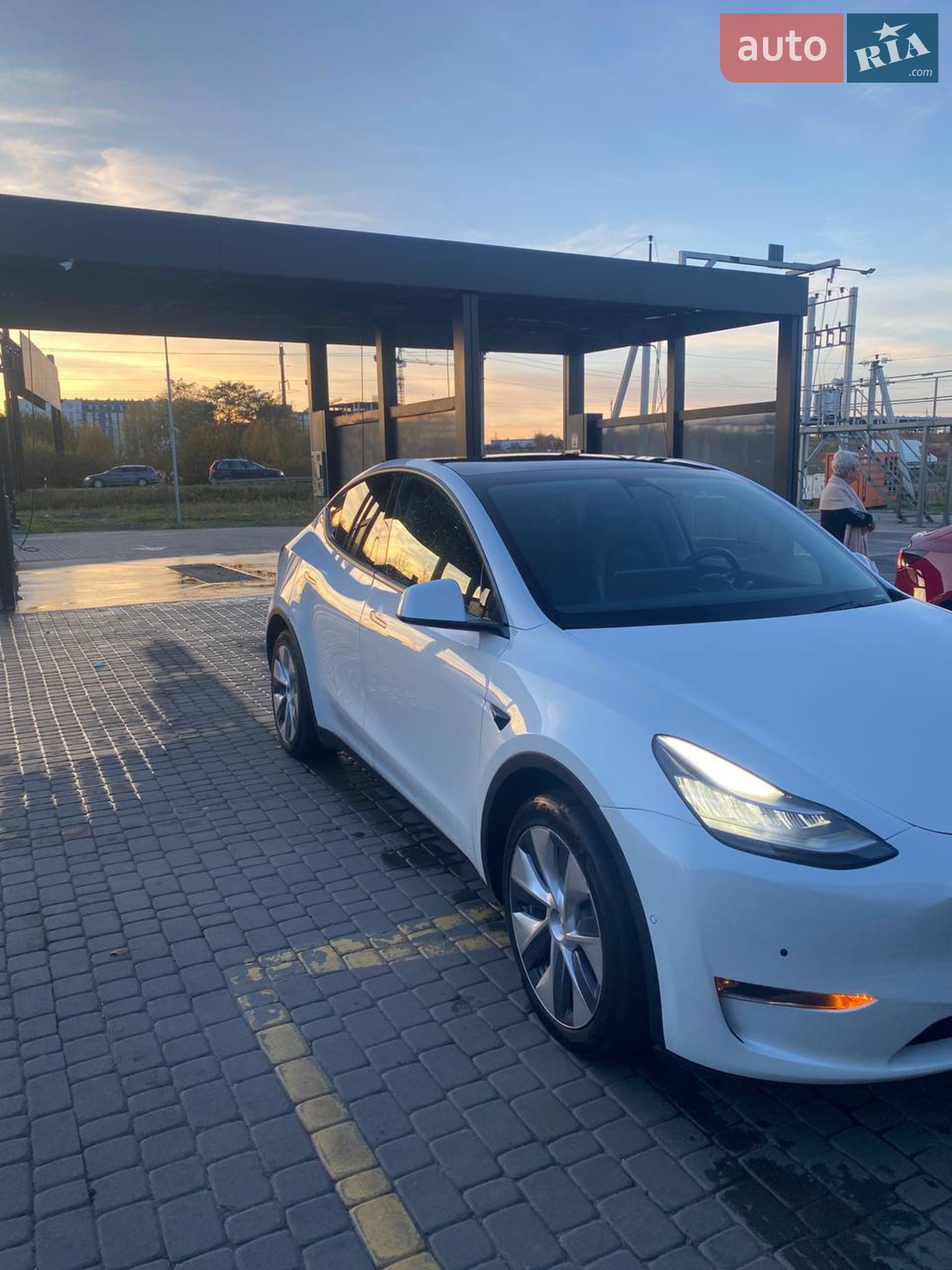 2020 Tesla Model Y - мініатюра 4