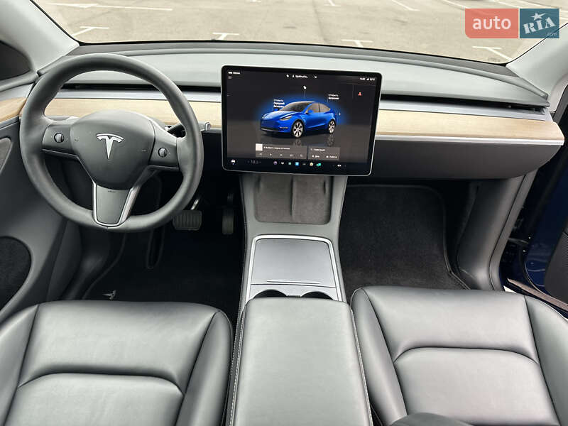 Позашляховик / Кросовер Tesla Model Y 2023 в Рівному