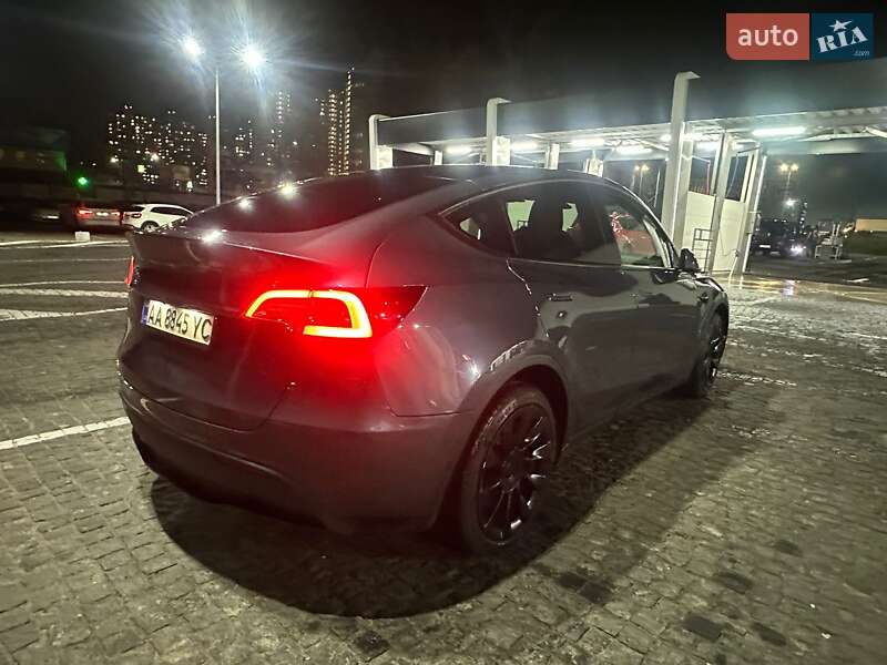 Позашляховик / Кросовер Tesla Model Y 2022 в Києві