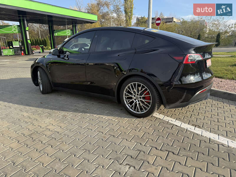 Внедорожник / Кроссовер Tesla Model Y 2023 в Кременчуге