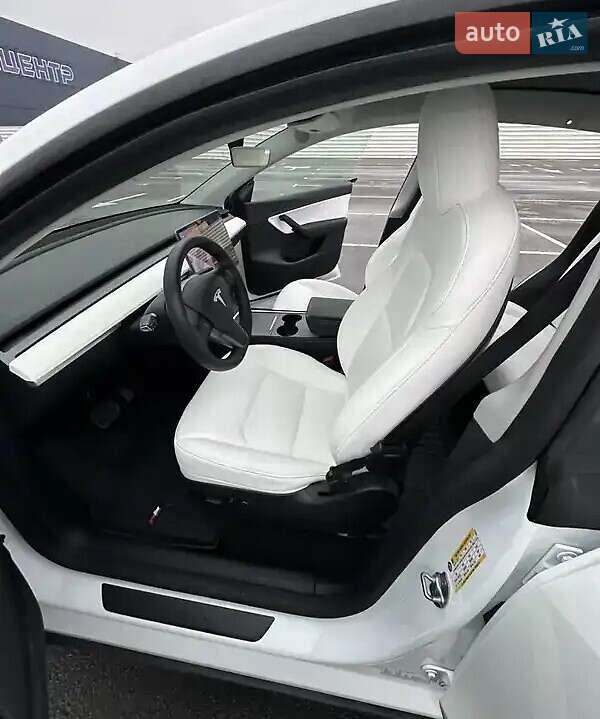 Внедорожник / Кроссовер Tesla Model Y 2021 в Киеве фото 2 Внедорожник / Кроссовер Tesla Model Y 2021 в Киеве