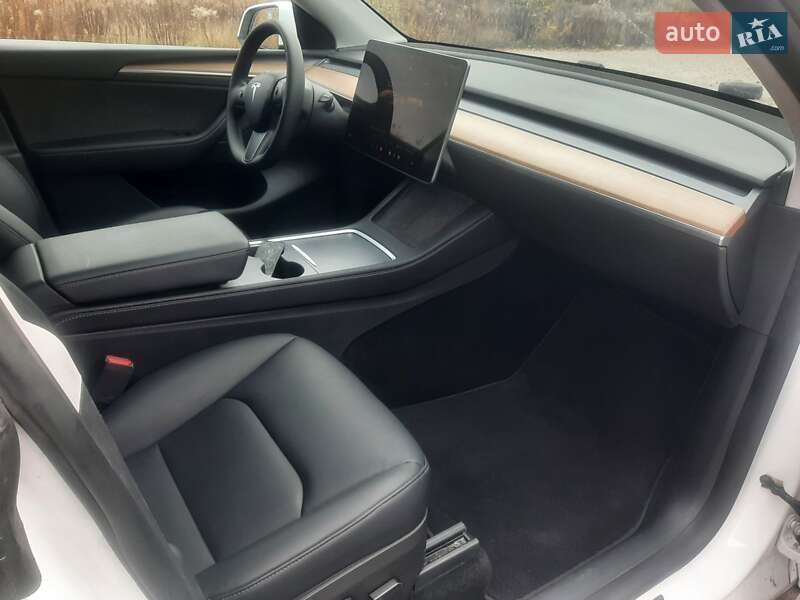 Позашляховик / Кросовер Tesla Model Y 2022 в Сумах