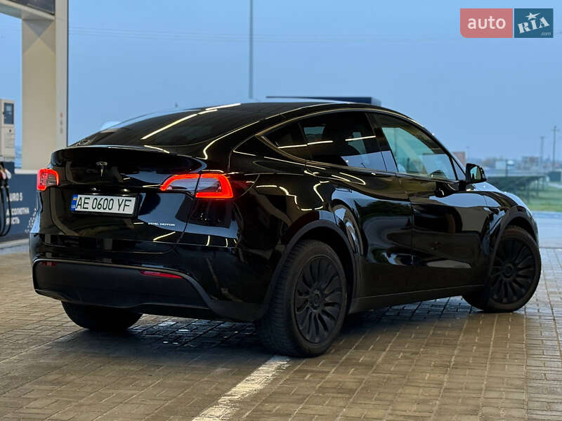 Внедорожник / Кроссовер Tesla Model Y 2022 в Днепре
