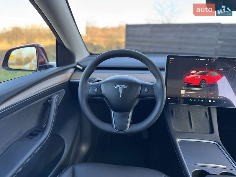 Позашляховик / Кросовер Tesla Model Y 2025 в Стрию