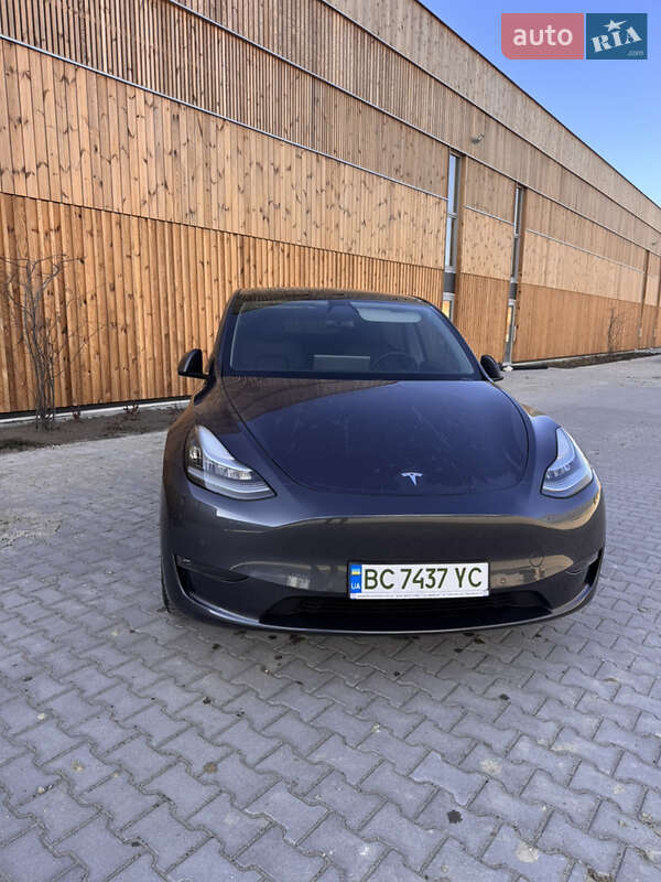 Позашляховик / Кросовер Tesla Model Y 2020 в Львові