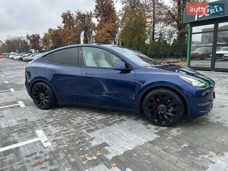 Внедорожник / Кроссовер Tesla Model Y 2023 в Киеве фото 4 Внедорожник / Кроссовер Tesla Model Y 2023 в Киеве