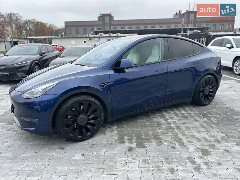 Внедорожник / Кроссовер Tesla Model Y 2023 в Киеве фото 9 Внедорожник / Кроссовер Tesla Model Y 2023 в Киеве