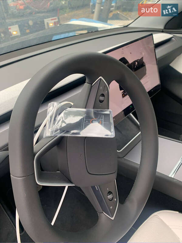 Внедорожник / Кроссовер Tesla Model Y 2025 в Черновцах фото 12 Внедорожник / Кроссовер Tesla Model Y 2025 в Черновцах