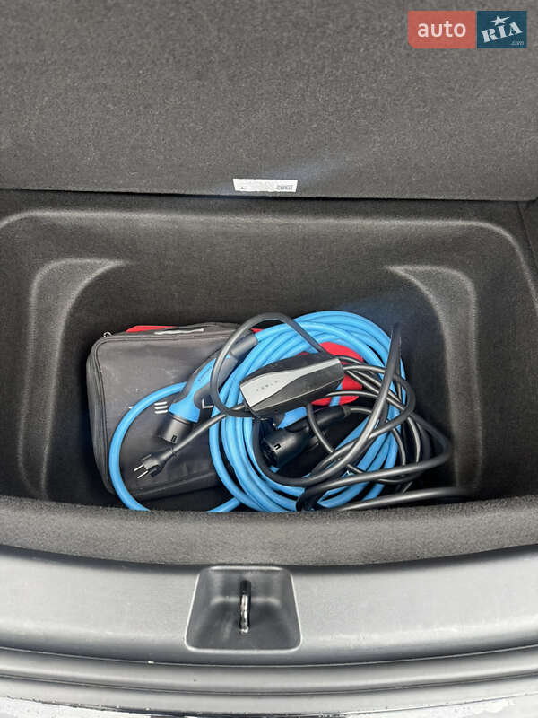 Позашляховик / Кросовер Tesla Model Y 2022 в Луцьку