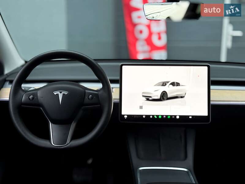 Позашляховик / Кросовер Tesla Model Y 2022 в Києві фото 18 Позашляховик / Кросовер Tesla Model Y 2022 в Києві
