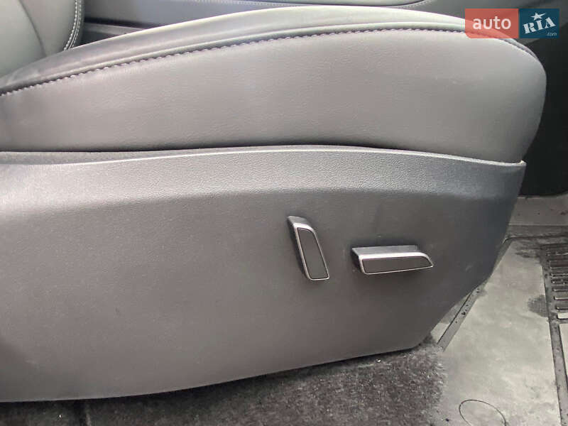 Внедорожник / Кроссовер Tesla Model Y 2023 в Ровно фото 23 Внедорожник / Кроссовер Tesla Model Y 2023 в Ровно