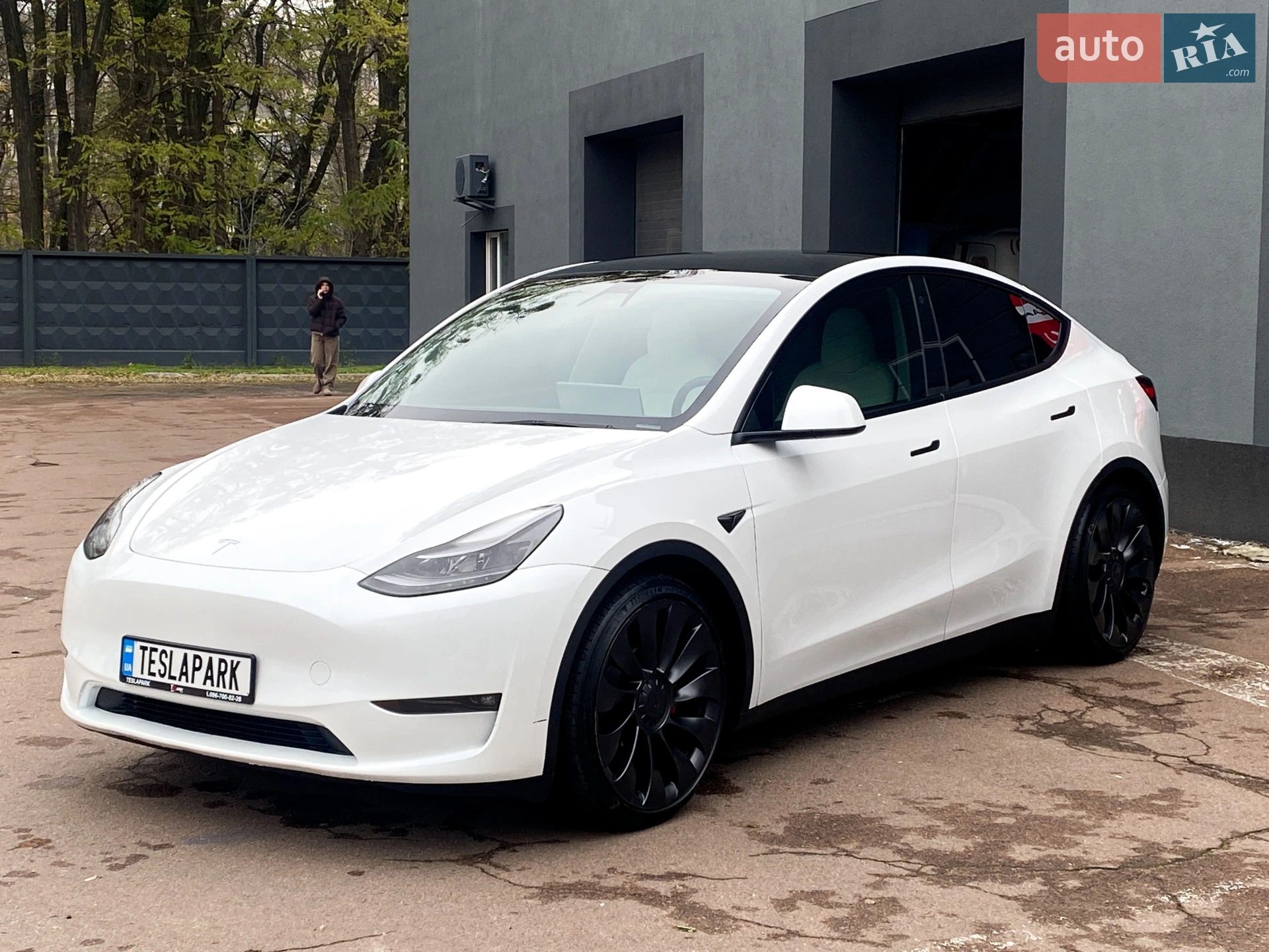 2023 Tesla Model Y - мініатюра 4