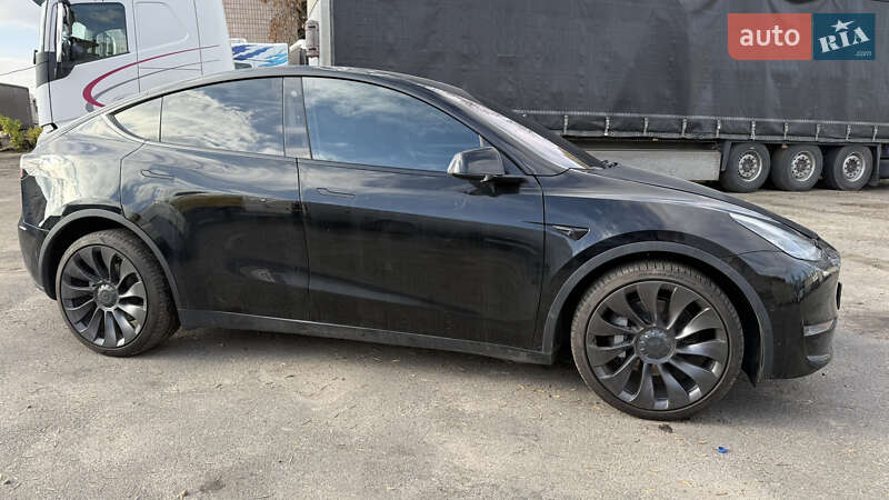 Tesla Model Y 2021 Tesla Model Y 2021