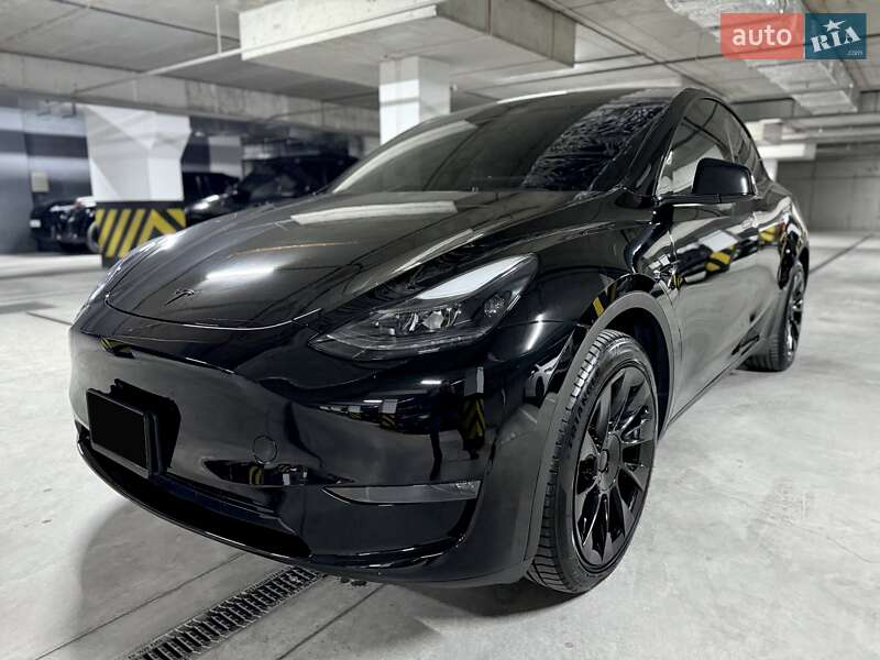 Позашляховик / Кросовер Tesla Model Y 2023 в Дніпрі