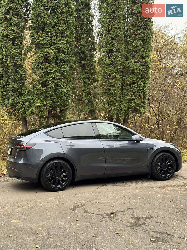 Позашляховик / Кросовер Tesla Model Y 2022 в Рівному