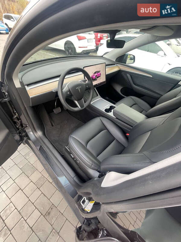 Внедорожник / Кроссовер Tesla Model Y 2023 в Львове фото 26 Внедорожник / Кроссовер Tesla Model Y 2023 в Львове