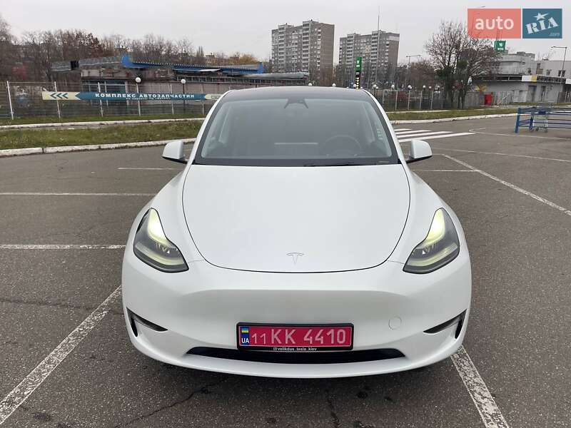 Внедорожник / Кроссовер Tesla Model Y 2023 в Киеве