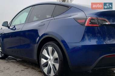 Внедорожник / Кроссовер Tesla Model Y 2020 в Киеве