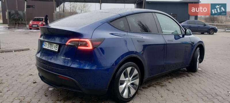 Внедорожник / Кроссовер Tesla Model Y 2020 в Киеве
