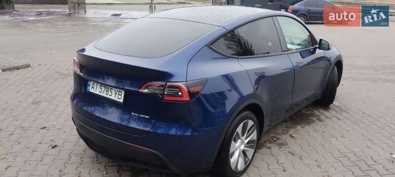 Внедорожник / Кроссовер Tesla Model Y 2020 в Киеве