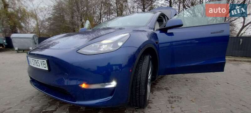Внедорожник / Кроссовер Tesla Model Y 2020 в Киеве